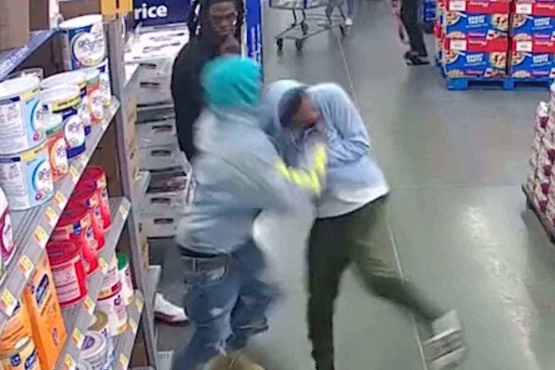 Girl Who Got A Arrested At Walmart Got One Fine Ass